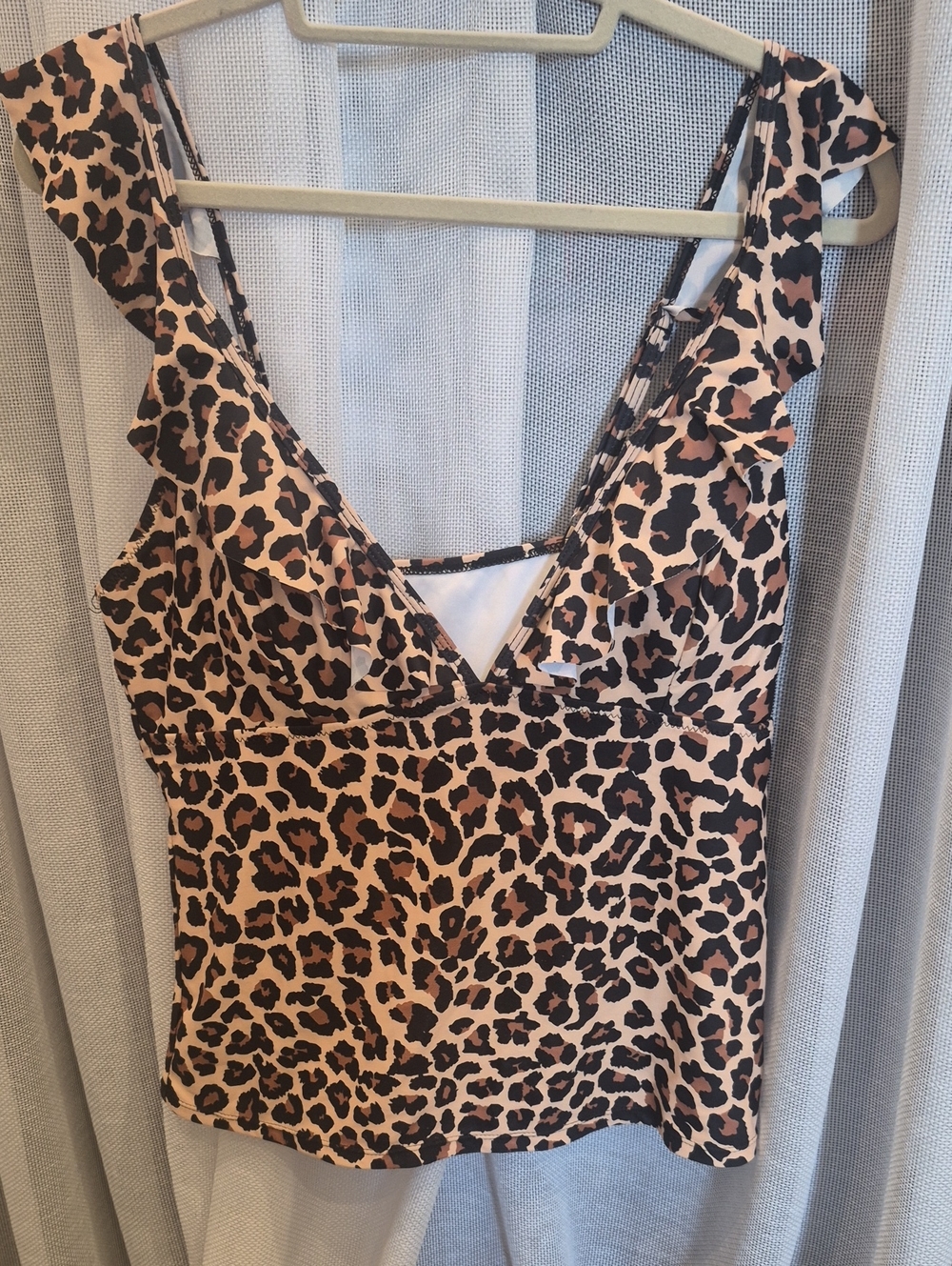 Leopard Print V-Neck Ruffle Bathing Suit Top